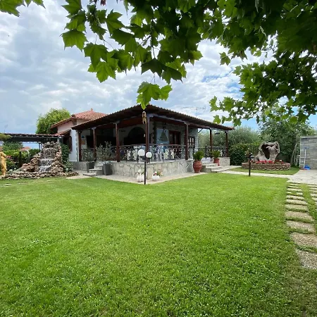 Beachfront Vakantiehuis Nea Triglia
