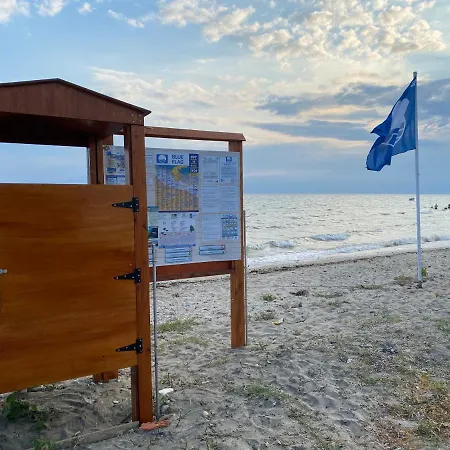 Beachfront Tatil Evi *